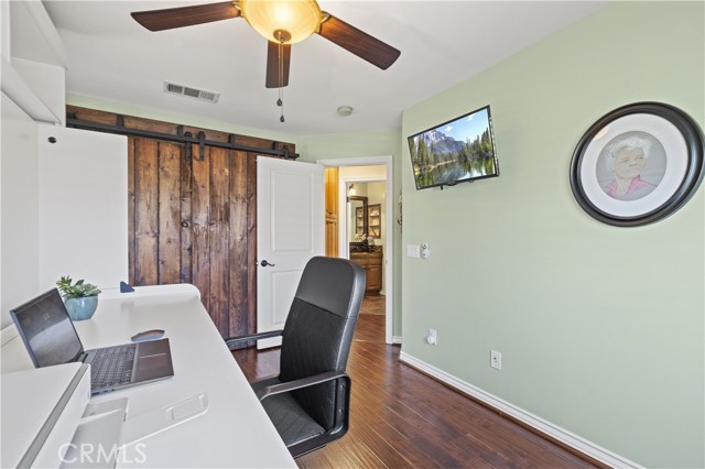 Detail Gallery Image 20 of 33 For 28385 Mirabelle Ln, Saugus,  CA 91350 - 2 Beds | 2 Baths