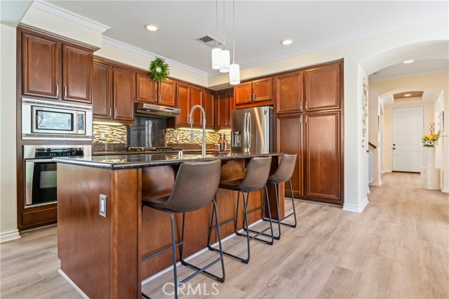 28549 Oakhurst, Temecula CA: https://media.crmls.org/medias/6aa20db6-001d-4bc8-8612-80669b19ca63.jpg