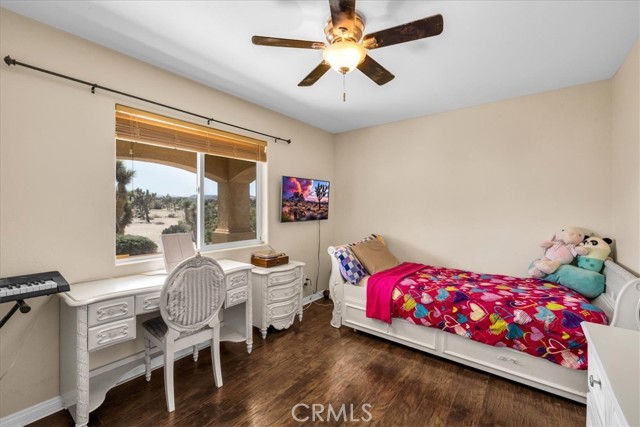 5115 Warren Vista Avenue, Yucca Valley CA: https://media.crmls.org/medias/6aa3c967-963b-429a-bae3-3e4d0484bab3.jpg