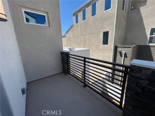 179 Sawbuck, Irvine CA: https://media.crmls.org/medias/6aa3d516-fe02-4698-8276-e365d2401546.jpg