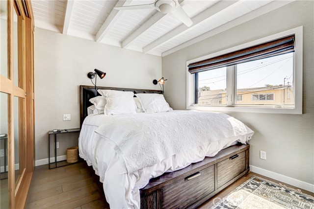 316 5th Street, Manhattan Beach CA: https://media.crmls.org/medias/6aa4598c-92ba-4860-9606-dcac67843a4b.jpg