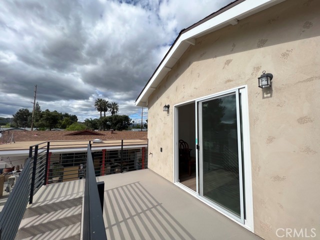 23042 Saticoy St. photo 13
