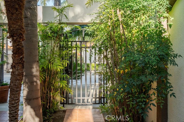 Detail Gallery Image 4 of 30 For 2682 Pala Mesa Ct, Costa Mesa,  CA 92627 - 3 Beds | 2/1 Baths