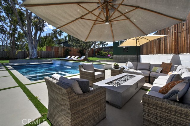 4751 Del Moreno Drive, Woodland Hills CA: https://media.crmls.org/medias/6aa63fcb-5019-4683-8c9d-b5a6d57a80c3.jpg