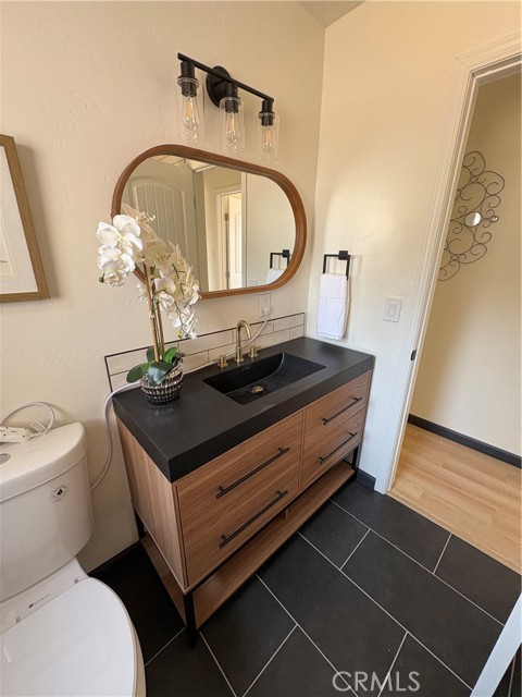 Detail Gallery Image 6 of 16 For 1860 Watson Way, Vista,  CA 92083 - 4 Beds | 2 Baths