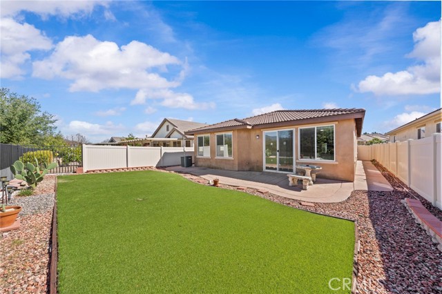 Detail Gallery Image 13 of 15 For 1486 Signal Peak, Beaumont,  CA 92223 - 2 Beds | 2 Baths