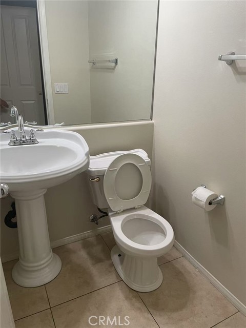 402 Marinella Aisle, Irvine CA: https://media.crmls.org/medias/6aa88704-2ac6-4c48-a5ab-e2b44a8f54a3.jpg