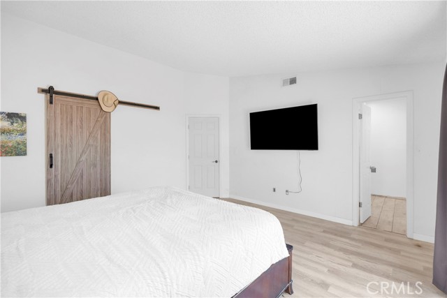 29817 Sloop Drive, Canyon Lake CA: https://media.crmls.org/medias/6aa8d8c4-312c-427e-ba76-3c5f7f4334e0.jpg
