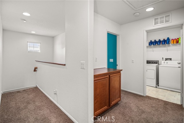 Detail Gallery Image 16 of 29 For 3401 Gemstone Ave, Rosamond,  CA 93560 - 5 Beds | 2/1 Baths