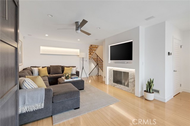 1456 Manhattan Beach Boulevard, Manhattan Beach, California 90266, 2 Bedrooms Bedrooms, 0 ,2 BathroomsBathrooms,Residential,For Sale,Manhattan Beach,0,SB26161122