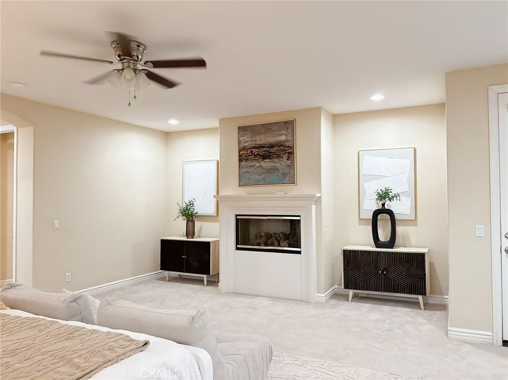 MLS #OC25245828 image #23