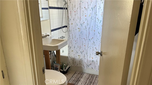 Detail Gallery Image 11 of 33 For 4015 W 147th St, Lawndale,  CA 90260 - – Beds | – Baths