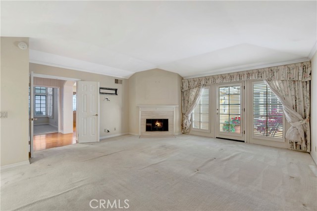 Detail Gallery Image 23 of 52 For 19371 Woodlands Dr, Huntington Beach,  CA 92648 - 3 Beds | 2/1 Baths