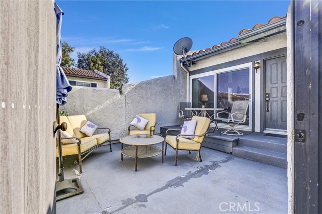 Detail Gallery Image 3 of 26 For 23222 S Vermont Ave, Torrance,  CA 90502 - 2 Beds | 2 Baths