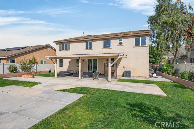 Detail Gallery Image 35 of 58 For 12560 Beryl, Jurupa Valley,  CA 92509 - 4 Beds | 3/1 Baths