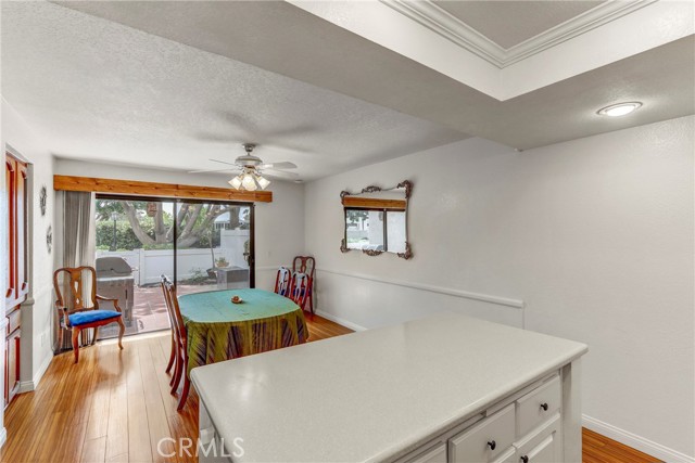 Detail Gallery Image 11 of 45 For 904 Lombard Ct, Costa Mesa,  CA 92626 - 3 Beds | 2/1 Baths