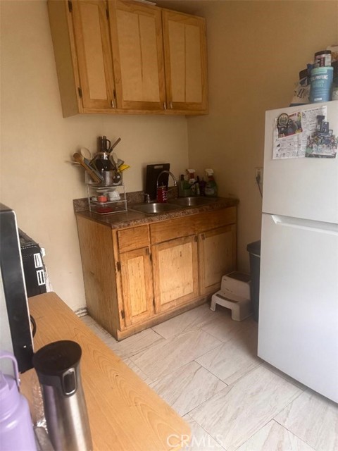 Detail Gallery Image 4 of 15 For 920 E 48th St, Los Angeles,  CA 90011 - – Beds | – Baths