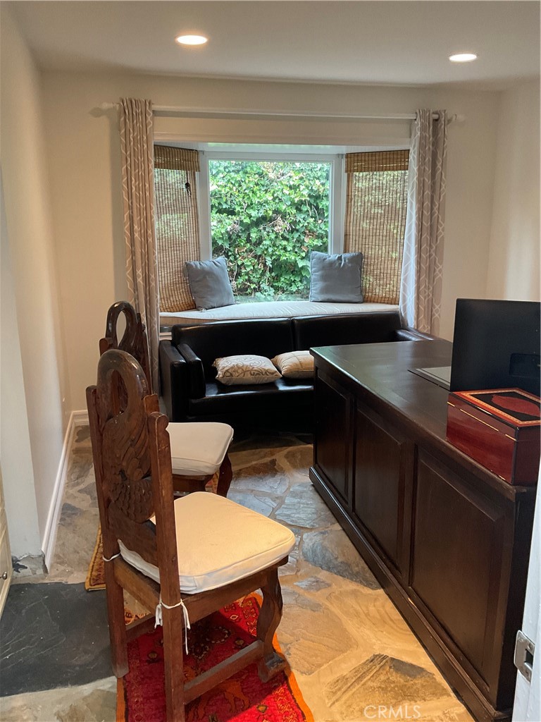 MLS #OC25182899 img 27