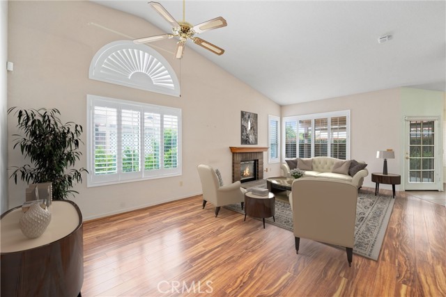 1863 Ash Tree Lane, Hemet CA: https://media.crmls.org/medias/6aae5e20-d648-4a2c-ad52-45f3ba1b9dbd.jpg