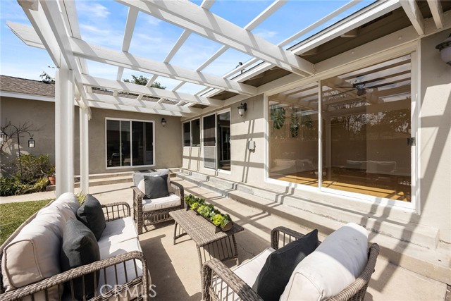 Detail Gallery Image 38 of 44 For 804 E Glenwood, Fullerton,  CA 92831 - 5 Beds | 3/1 Baths