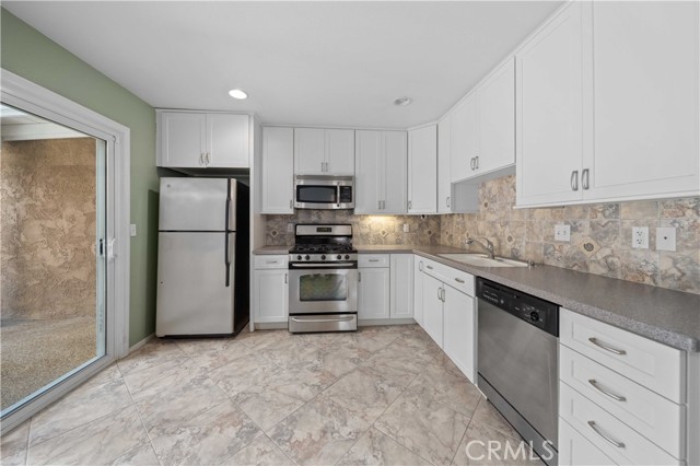 44150 30th W Street, Lancaster CA: https://media.crmls.org/medias/6aaf0ecc-2c7c-4e26-9829-0103e850cb93.jpg