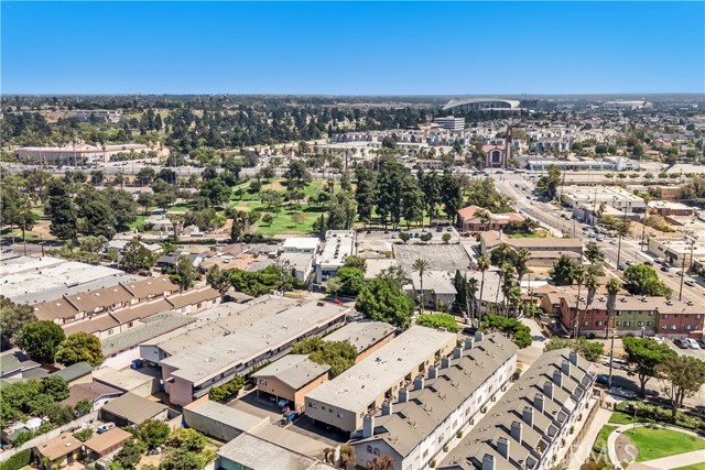 523 E Hazel Street, Inglewood CA: https://media.crmls.org/medias/6ab034c6-73b3-4f13-a627-a7da8aef1e45.jpg