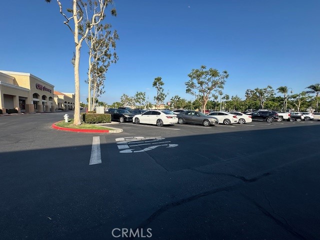 1601 W 17th Street, Santa Ana CA: https://media.crmls.org/medias/6ab04452-4e64-47d8-9644-5a3b72b563dd.jpg