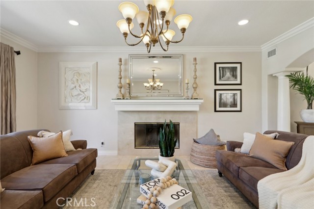 5347 Hinton Avenue, Woodland Hills CA: https://media.crmls.org/medias/6ab1596f-4619-495e-a72f-aa52f7c66c22.jpg