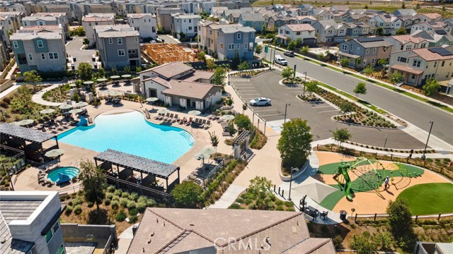 181 Moonflower Road, Rancho Mission Viejo CA: https://media.crmls.org/medias/6ab2edd4-0773-4953-8336-27be2a576b9b.jpg