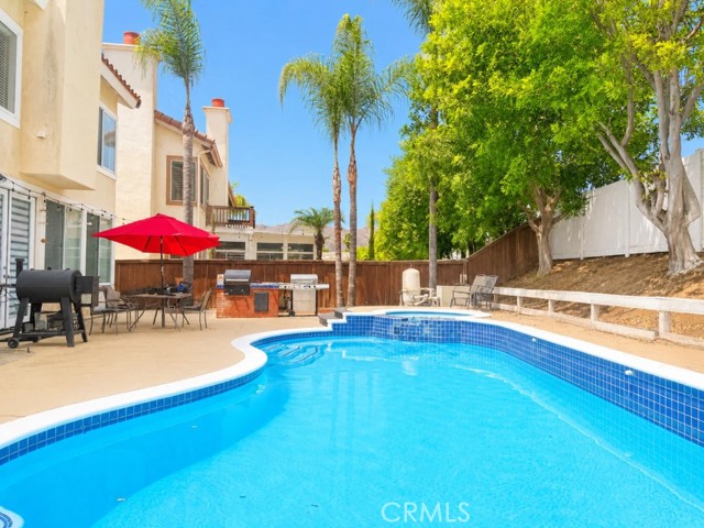 Front Image Thumbnail for CRIV26151241