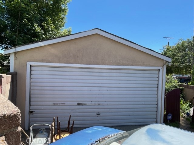 2 car detached garage