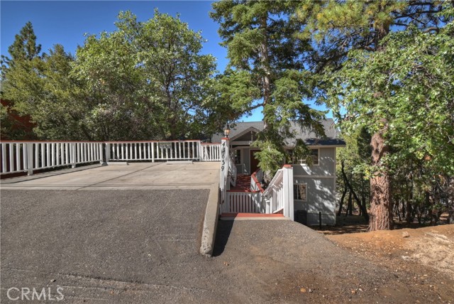 Detail Gallery Image 46 of 46 For 43659 Wolf Rd, Big Bear Lake,  CA 92315 - 4 Beds | 2 Baths