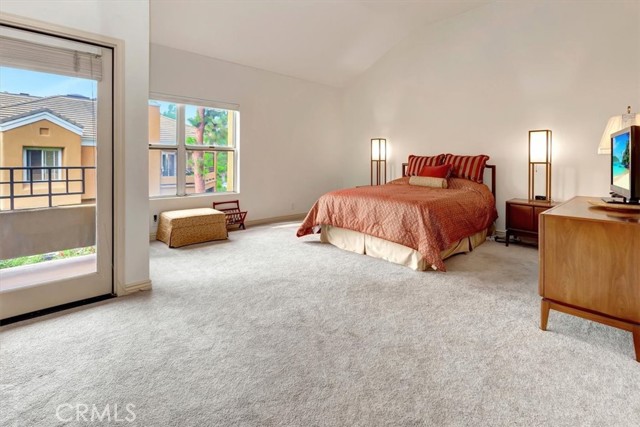 Detail Gallery Image 9 of 28 For 70 Lehigh Aisle, Irvine,  CA 92612 - 3 Beds | 3 Baths