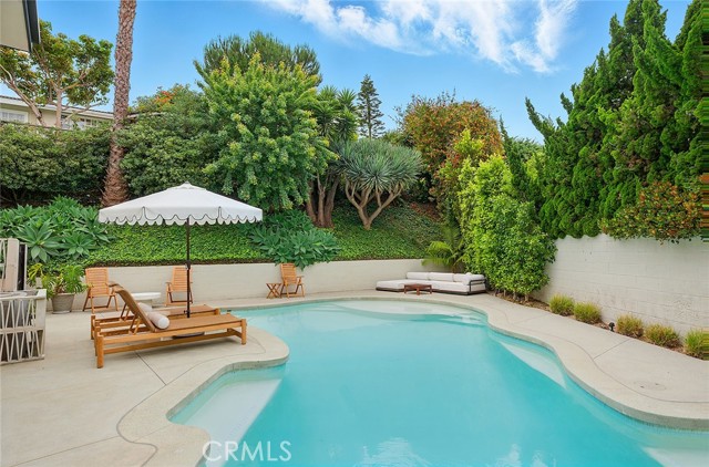 6360 E Vera Crest Drive, Long Beach CA: https://media.crmls.org/medias/6ab4ca70-388f-4365-963a-985511b4dec6.jpg
