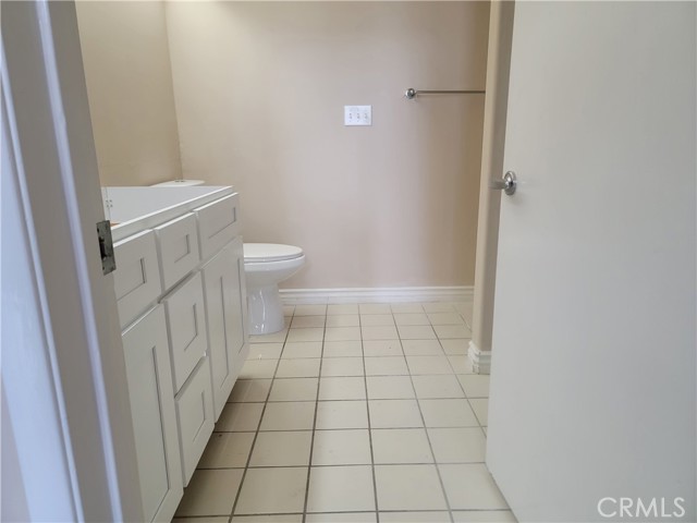 Detail Gallery Image 16 of 17 For 5500 Torrance Bld #A201,  Torrance,  CA 90503 - 3 Beds | 2 Baths