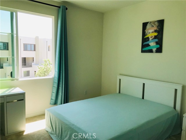 Detail Gallery Image 7 of 10 For 608 Cultivate, Irvine,  CA 92618 - 4 Beds | 2/2 Baths