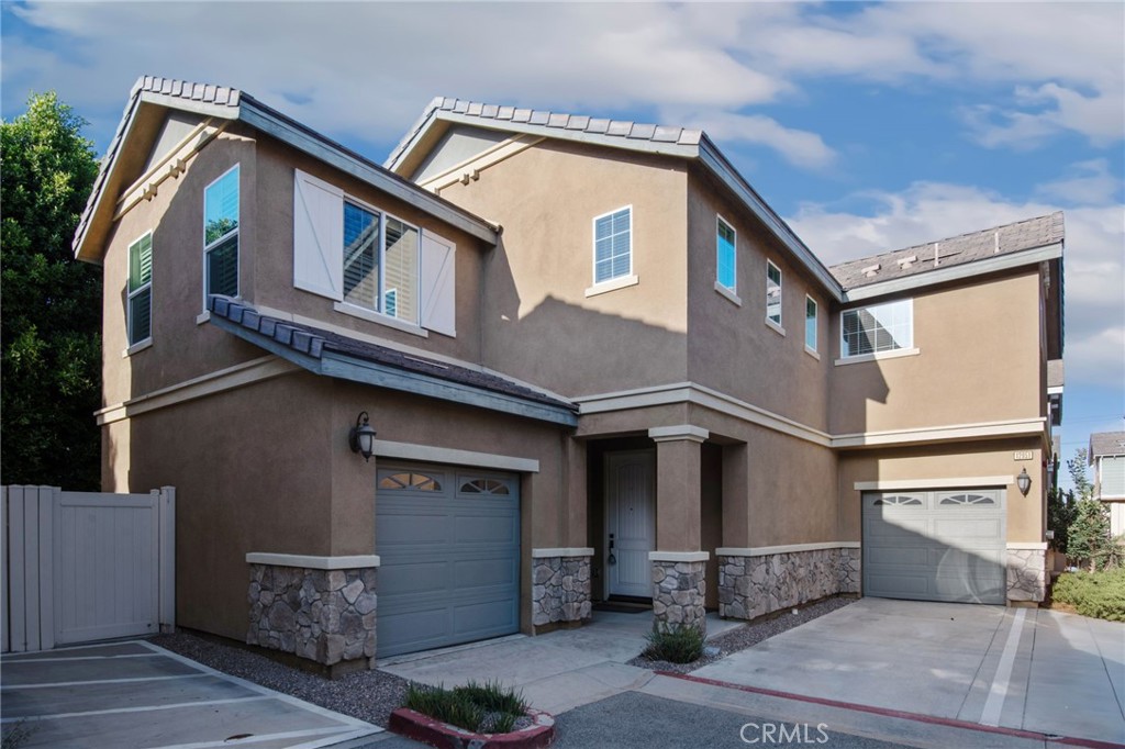 12951 Red Cedar