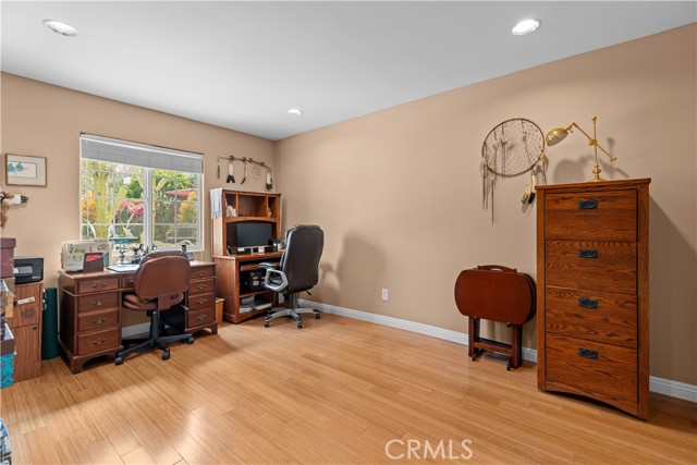 Detail Gallery Image 9 of 25 For 17820 Florwood Ave, Torrance,  CA 90504 - 4 Beds | 3 Baths