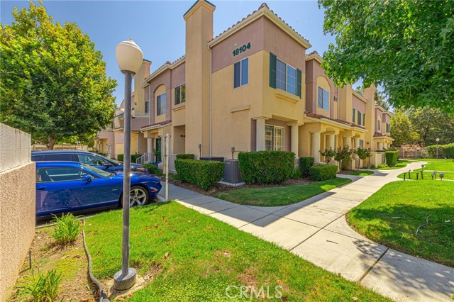 Detail Gallery Image 1 of 1 For 18104 Flynn Dr #4502,  Canyon Country,  CA 91387 - 3 Beds | 2/1 Baths