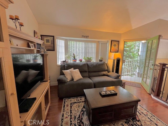 Detail Gallery Image 12 of 57 For 812 Inglewood, Inglewood,  CA 90302 - 2 Beds | 2/1 Baths