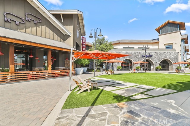 Detail Gallery Image 35 of 41 For 10201 Mason Ave #19,  Chatsworth,  CA 91311 - 2 Beds | 2/1 Baths