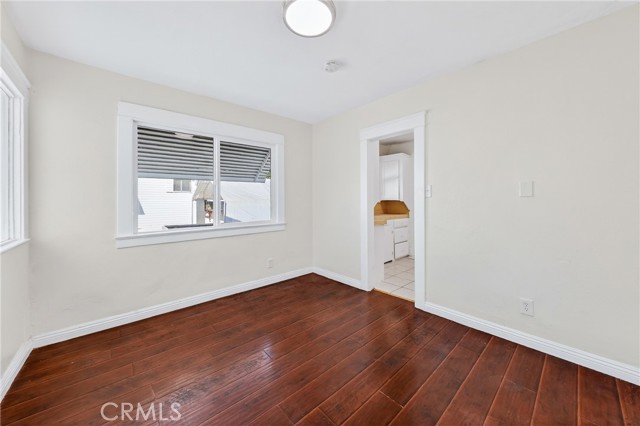 Image 3 of 31 For 417 Emerson Avenue