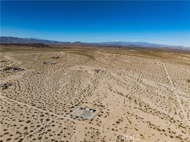 Detail Gallery Image 12 of 26 For 1188 Mile Square Ave, Joshua Tree,  CA 92252 - – Beds | – Baths