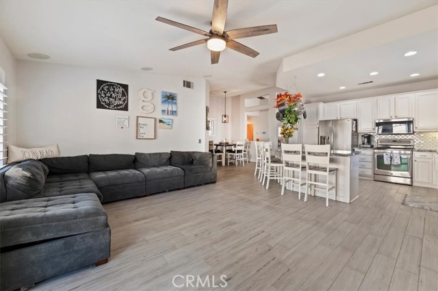 Detail Gallery Image 18 of 40 For 21834 Heliotrope Ln, Wildomar,  CA 92595 - 4 Beds | 3 Baths