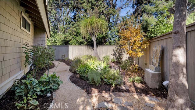 Detail Gallery Image 34 of 39 For 57 Pinewood, Irvine,  CA 92604 - 2 Beds | 2 Baths