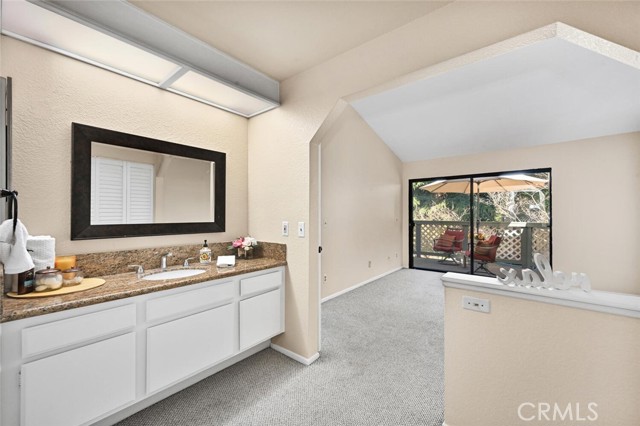Detail Gallery Image 22 of 37 For 3575 W Stonepine Ln #213-C,  Anaheim,  CA 92804 - 1 Beds | 1 Baths