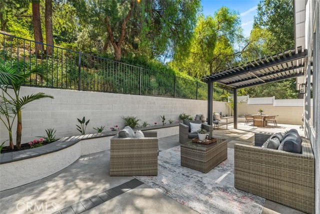 Detail Gallery Image 25 of 31 For 22322 Silent Brook, Lake Forest,  CA 92630 - 3 Beds | 2 Baths