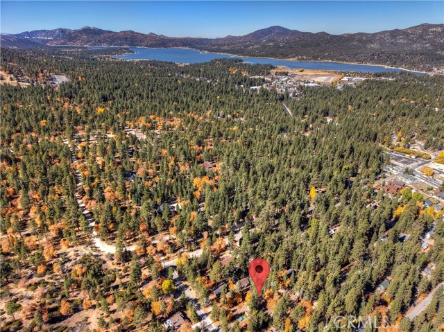 Detail Gallery Image 4 of 19 For 42559 Cedar, Big Bear Lake,  CA 92315 - 2 Beds | 1 Baths