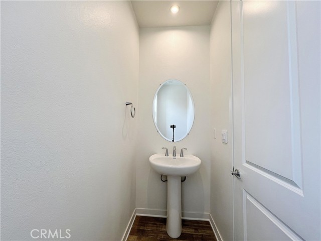Detail Gallery Image 8 of 31 For 16068 Olivas Ln, Fontana,  CA 92336 - 4 Beds | 2/1 Baths
