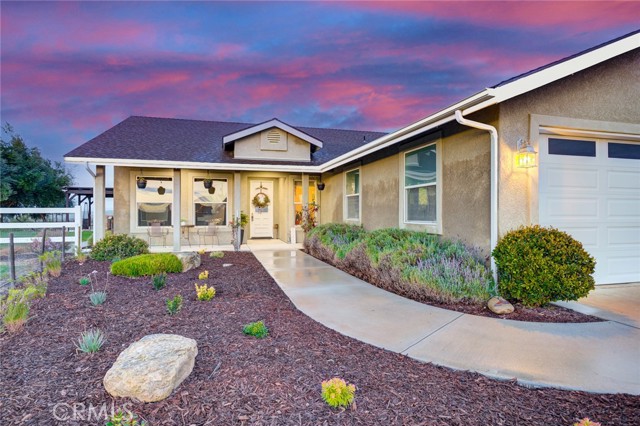 Detail Gallery Image 5 of 64 For 5095 White Tail Place, Paso Robles,  CA 93446 - 4 Beds | 2 Baths